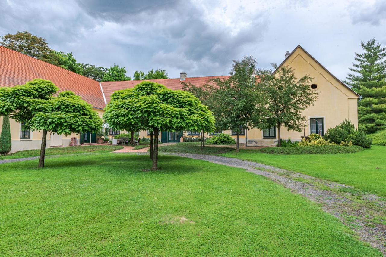 Svastics Kuria Hotel Szentgalosker ภายนอก รูปภาพ